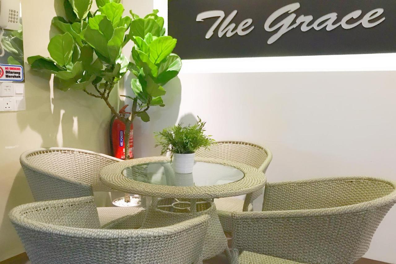 The Grace Hotel Muar Buitenkant foto