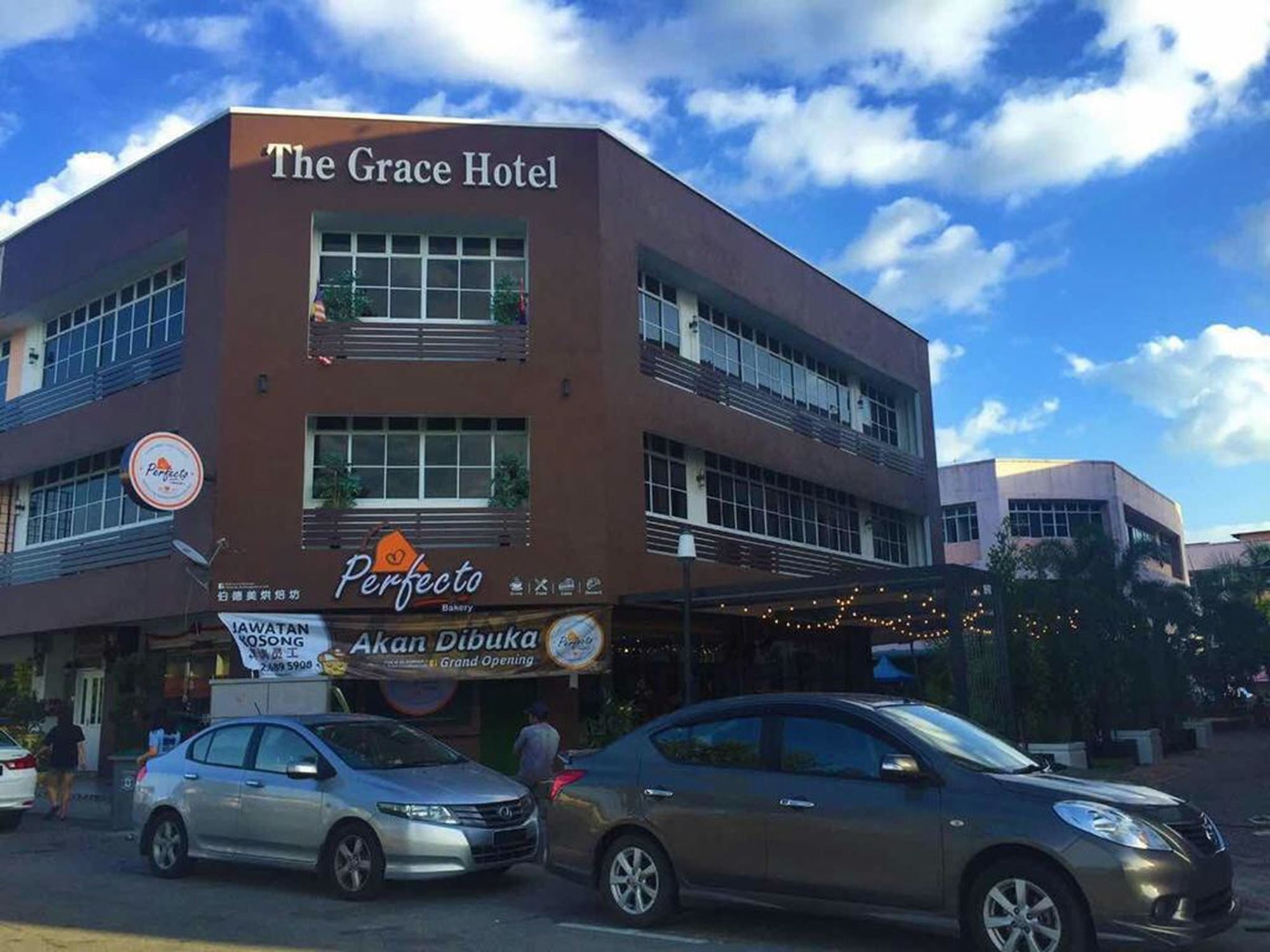 The Grace Hotel Muar Buitenkant foto